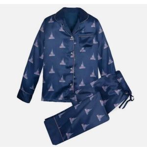 Medium nwt Disney 50th pjs